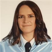 Profesora imparte clases de refuerzo y apoyo para la etapa de Infantil-Primaria